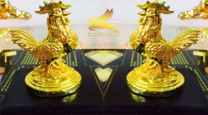 Tượng gà trống mạ vàng - Vina Gold Art